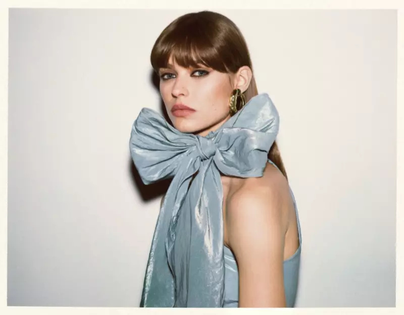 Birgit Kos Models Glam 1970's Inspired Fesyen untuk Russh