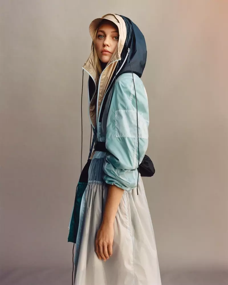 Sasha Pivovarova glumi u Sportmax kampanji proljeće-ljeto 2019