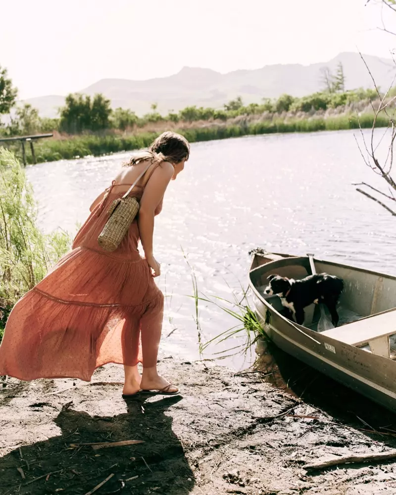 Alyssa Miller pozira u vodiču za piknik Anthropologie. Fotografija: Graham Dunn