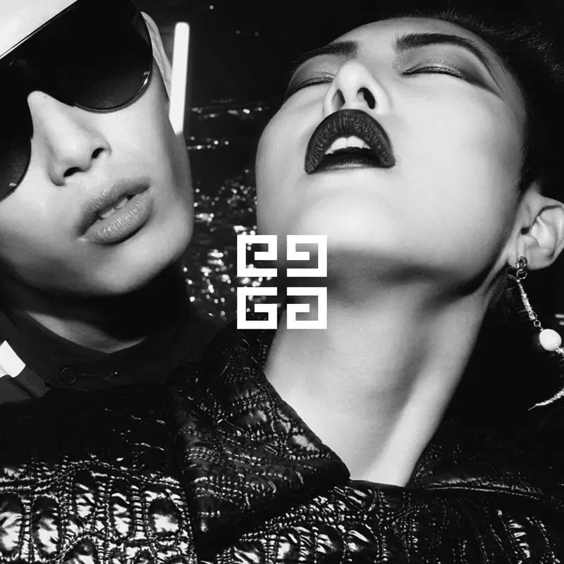 Sohyun Jung et Xu Meen apparaissent dans la campagne Givenchy automne-hiver 2018