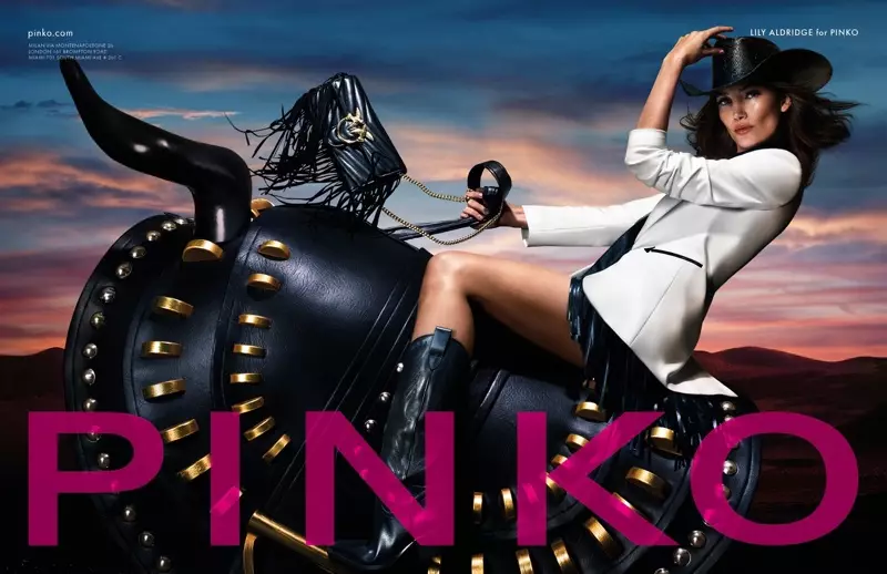 Pinko ตบ Lily Aldridge สำหรับแคมเปญฤดูใบไม้ผลิ-ฤดูร้อน 2020