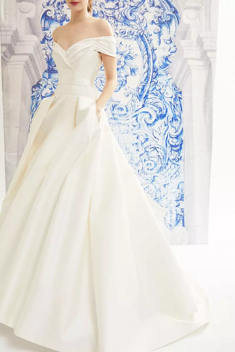 Carolina Herrera Bridal Fall 2019 Wedding Dresses