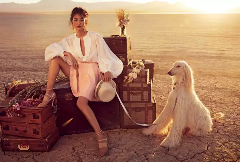 Liu Wen dia nandeha niaraka tamin'ny Circus ho an'ny Vogue Australia's March issue by Will Davidson