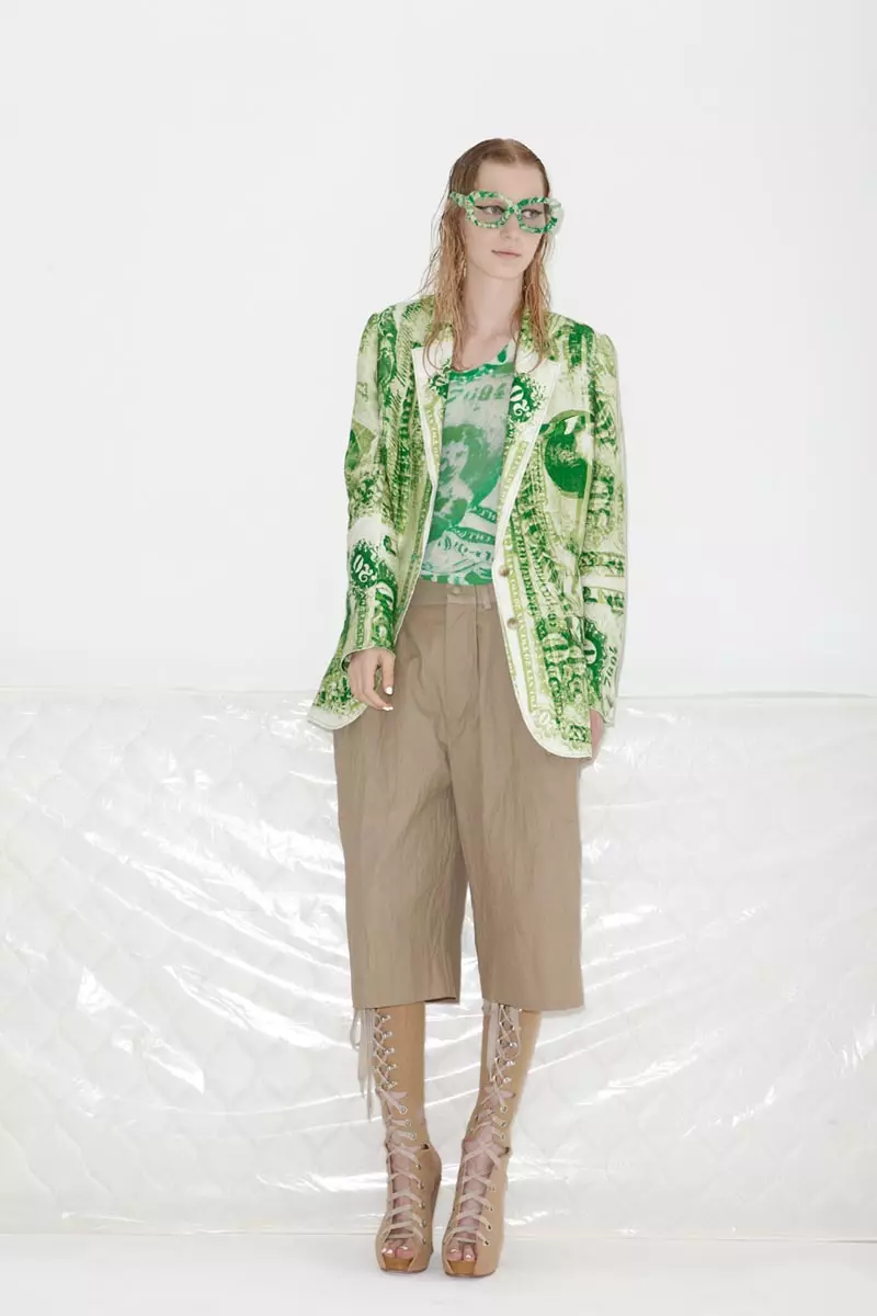 Колекцията Acne’s Resort 2013 предлага валута като разпечатки