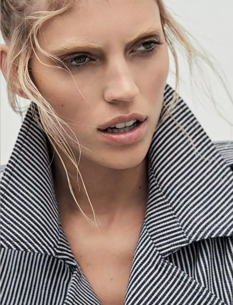 Devon Windsor Models Nautical Style ya Vanity Fair Italy