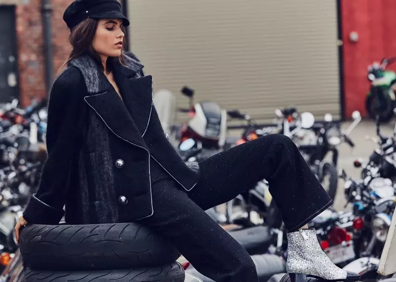 Lily Stewart porte des vestes de moto cool pour Harper's Bazaar Turkey