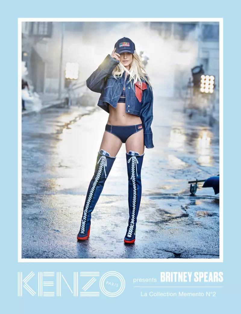 Britney Spears dia nandroaka denim tamin'ny fanentanana Kenzo La Collection Memento No. 2