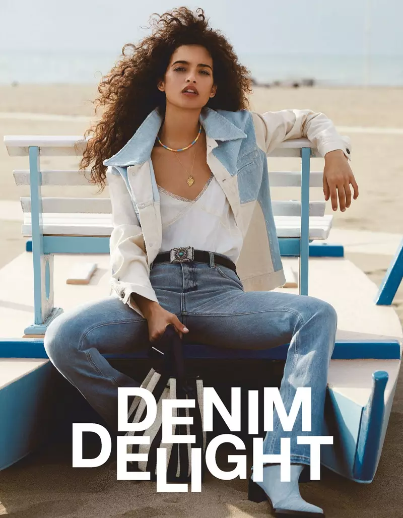 Chiara Scelsi Pose dina Denim Elevated pikeun Vogue Jepang