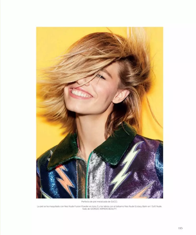 Hailey Clauson-ek Technicolor estiloak egin ditu Harper's Bazaar Espainiarako