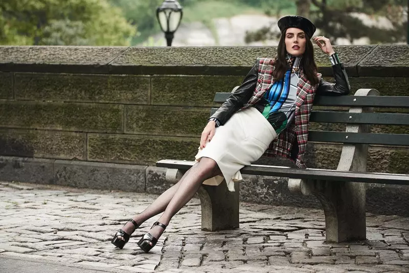 Hilary Rhoda usa looks de niña francesa para el estilo SCMP