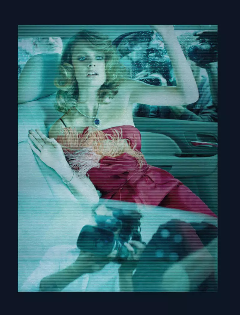 Constance Jablonski pour Vogue Russie mars 2011 par Alexi Lubomirski