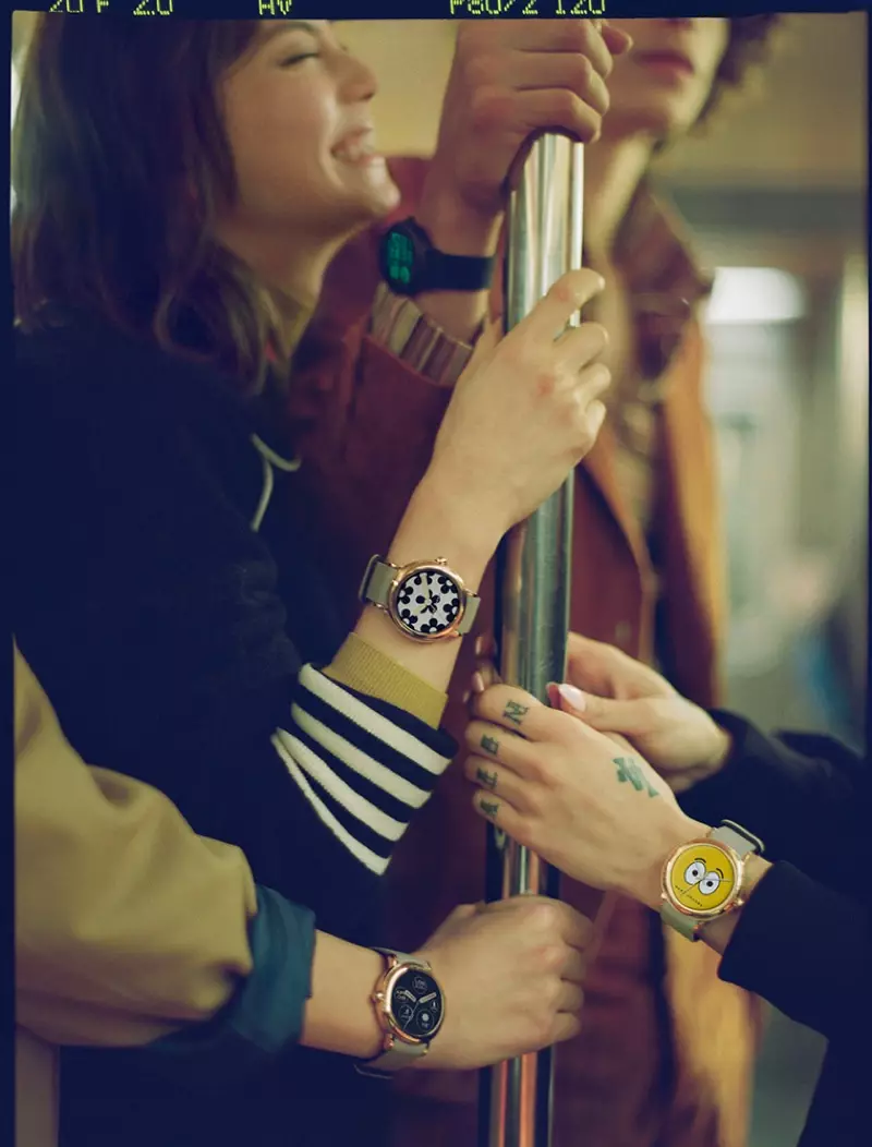 Wêneyek ji kampanyaya reklamê ya Marc Jacobs Smartwatches