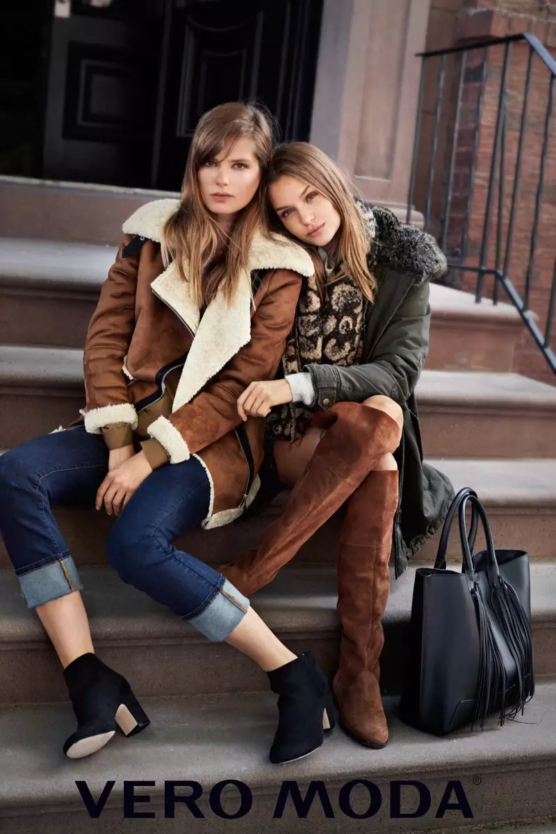 Caroline Brasch Nielsen i Josephine Skriver glume u kampanji Vero Moda za zimu 2016.