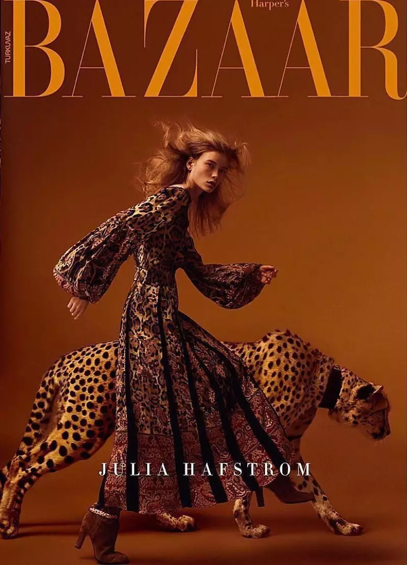 Ջուլիա Հաֆստրոմը քայլում է վայրի կողմում Harper's Bazaar Turkey-ի համար