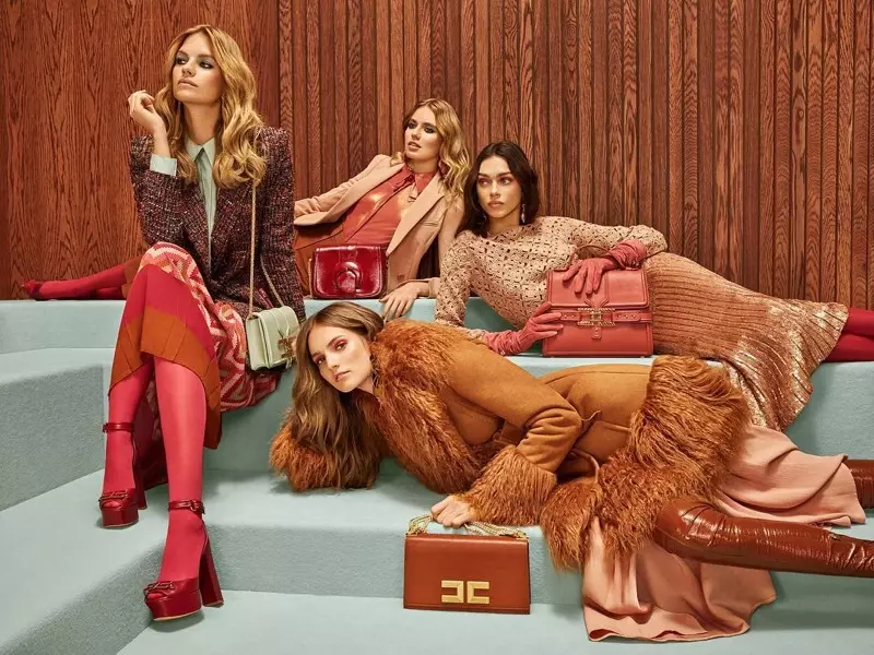 Mufananidzo kubva kuna Elisabetta Franchi inodonha 2018 advertising campaign