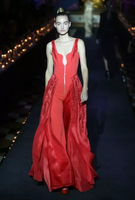 La Perla, 2018년 봄 아우터웨어로 란제리 변신