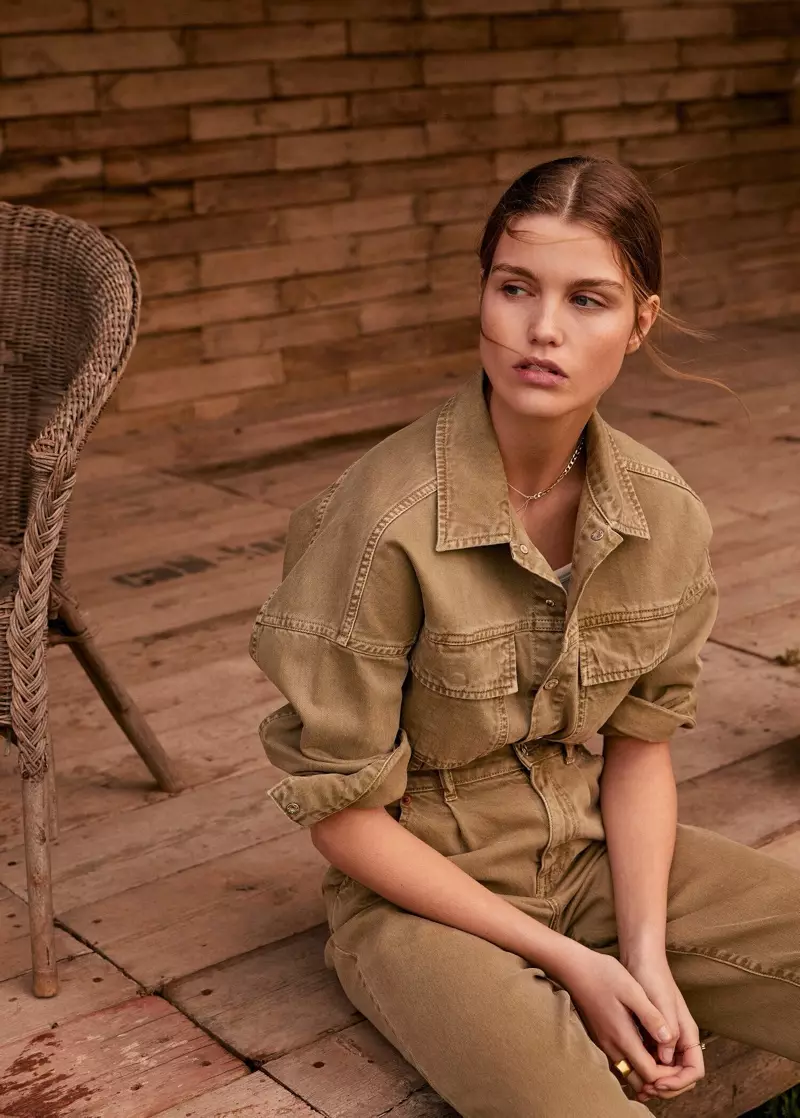 Mango destaca looks neutros para a editorial primavera-verán 2020