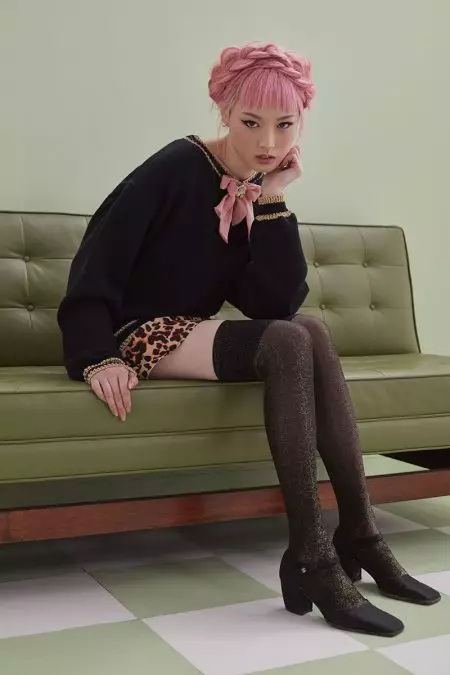 Fernanda Ly Charms ve stylu For Love & Lemons Winter Knitz Styles