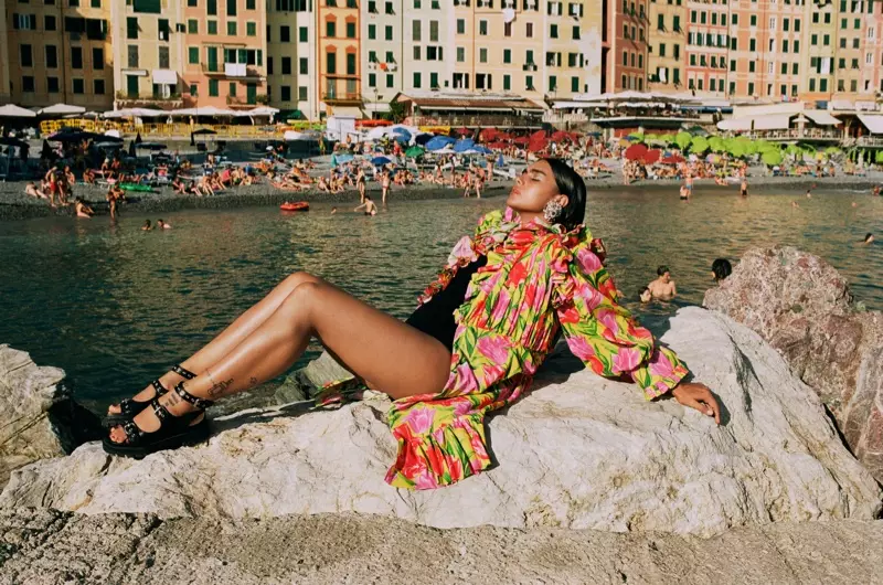 Jill Kortleve modeluje Glam Style v Itálii pro WSJ. Časopis