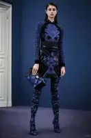 Versace Meunang Grafik pikeun Koléksi Pra-Fall 2015