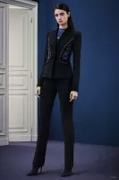 Versace Yana Samun Zane don Tarin Pre-Fall 2015