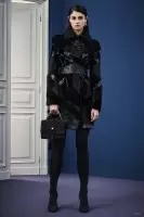 Versace Meunang Grafik pikeun Koléksi Pra-Fall 2015