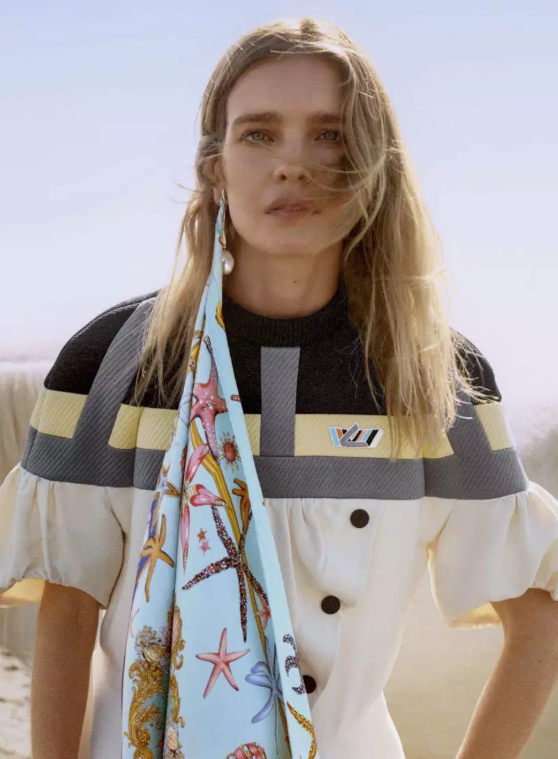 Natalia Vodianova o Amohela Likhatiso tse Bapaloang tsa Vogue