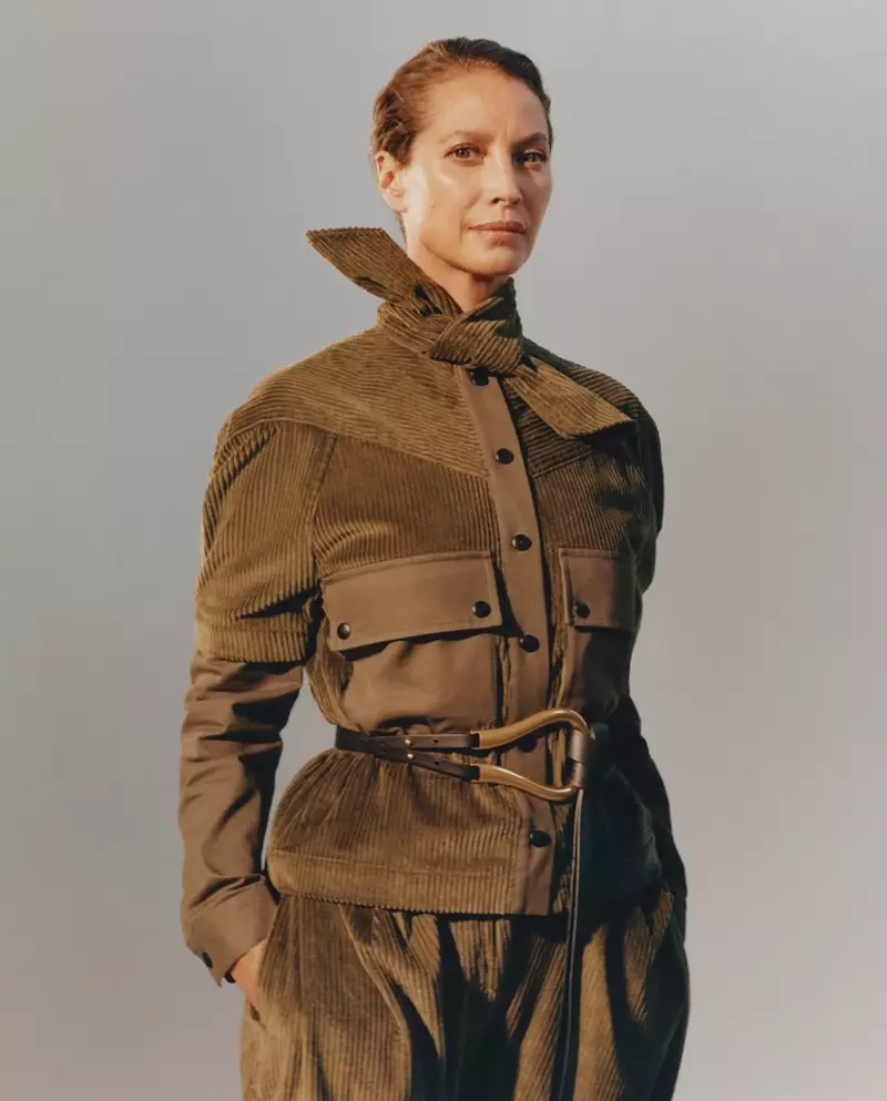 Christy Turlington Enchants sa MATCHESFASHION Fall 2019 Campaign