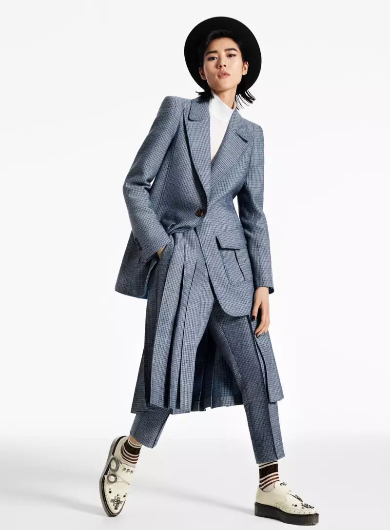 Liu Wen Coj Los Ntawm Menswear Inspired Look for InStyle