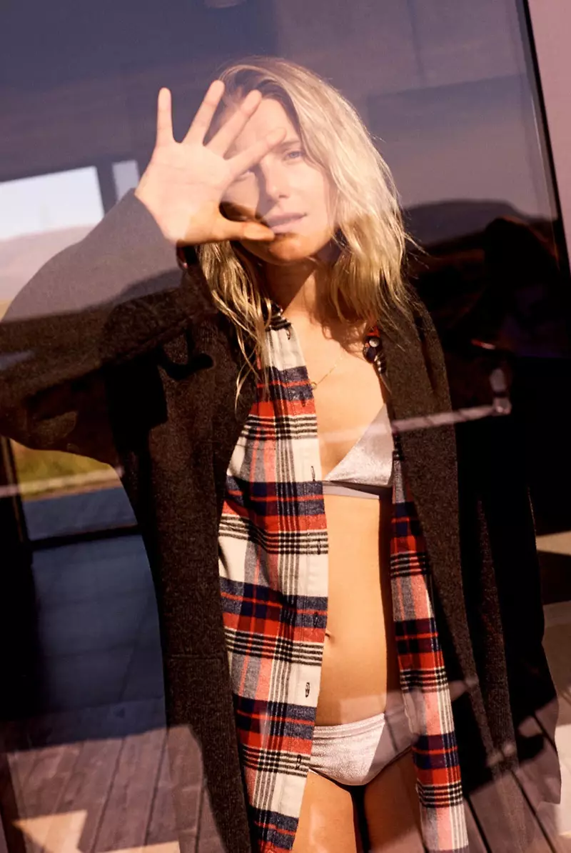 Madewell Oversized Ex-Boyfriend Shirt em Baker Plaid, Velvet Pippa Bralette e Velvet Bikini