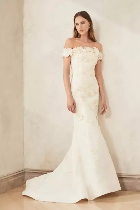 Oscar de la Renta Bridal ມີຄວາມທັນສະໄໝສຳລັບລະດູໃບໄມ້ຫຼົ່ນ 2020