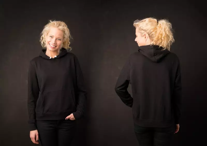 Blonde Woman Smiling Black Hoodie շալվարների հավաքածու