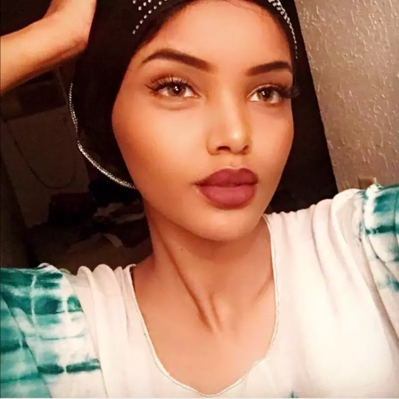 Hijabi Modell Halima Aden. Foto: Instagram