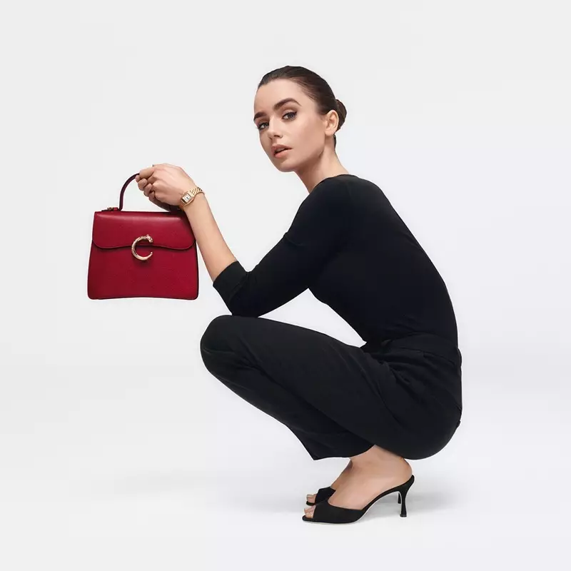 Lily Collins Red Panthere Cartier akpa