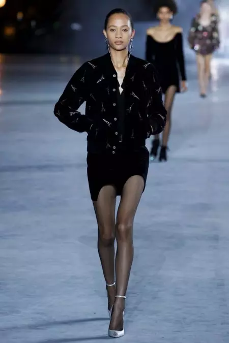 Saint Laurent 2018-ci ilin Baharı üçün Ev Kodlarına hörmət edir