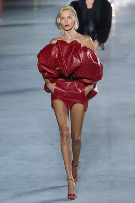 Saint Laurent 2018-ci ilin Baharı üçün Ev Kodlarına hörmət edir