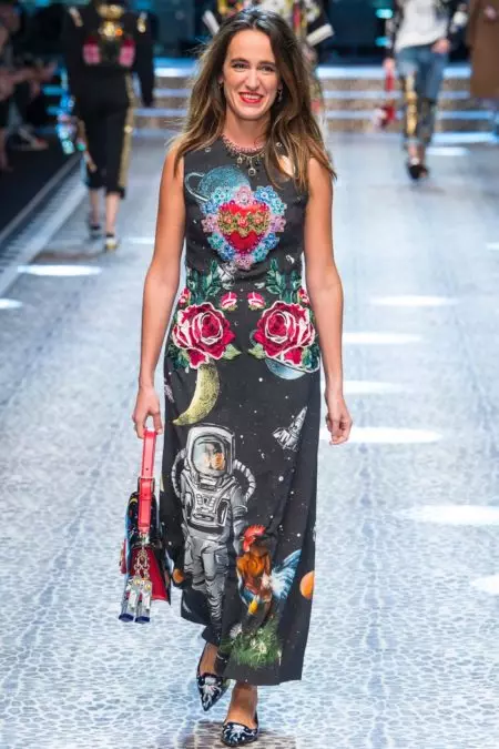 Dolce & Gabbana Ushers i Renaissance Nua le haghaidh Fall 2017