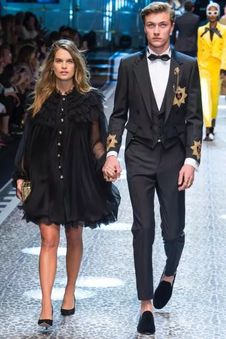 Dolce & Gabbana พบกับยุคฟื้นฟูศิลปวิทยาใหม่ในฤดูใบไม้ร่วงปี 2017