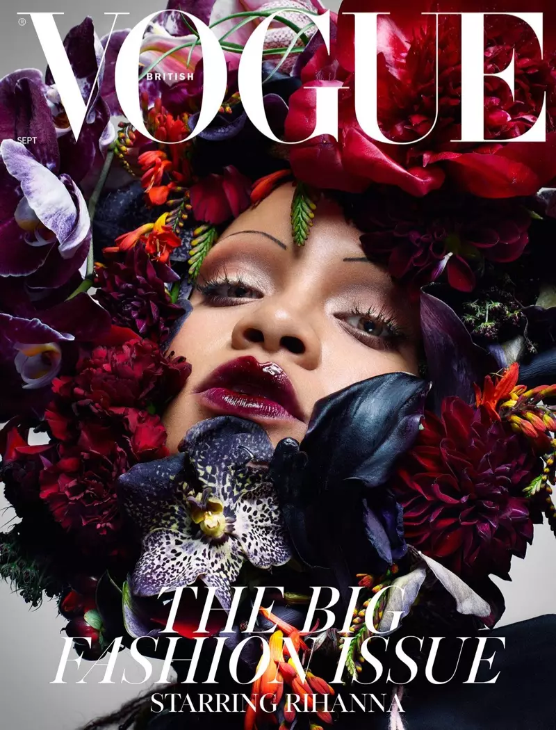 Rihanna énekesnő virágkoronát visel a Vogue UK 2018. szeptemberi borítóján