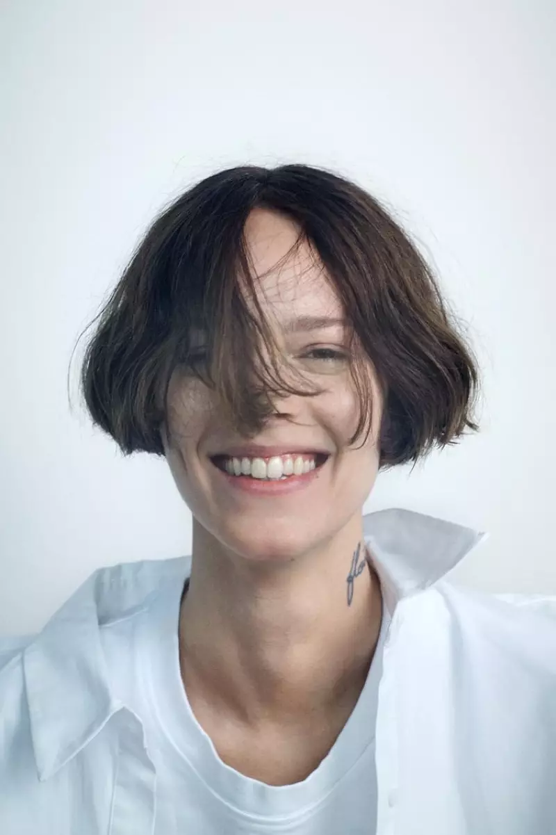 Freja Beha Erichsen luan në editorialin e Zara Join Life pranverë-verë 2020