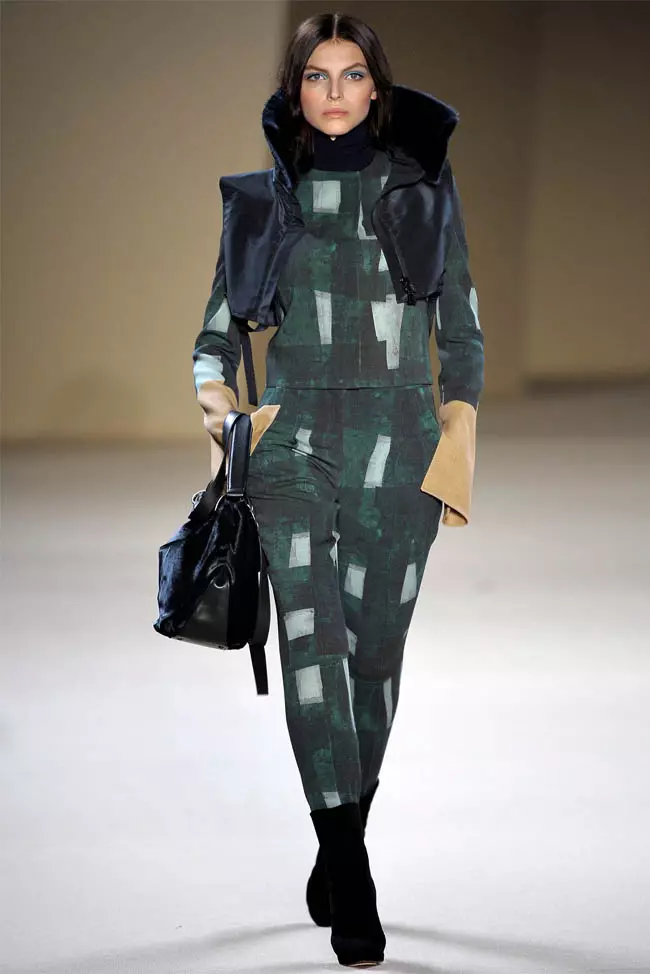 Akris Fall 2012 | Paris Fashion Week