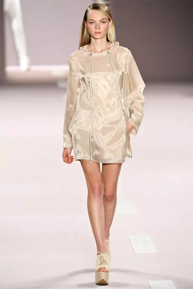 Akris Spring 2012 | IVeki yeFashoni yaseParis