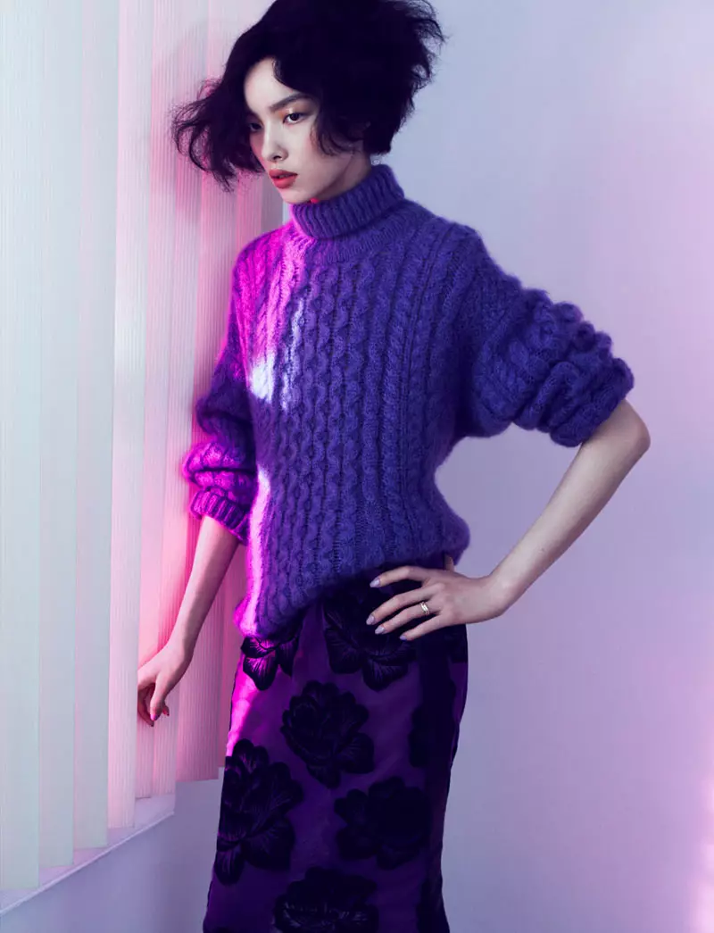 Fei Fei Sun Dons Knitwear Styles for Vogue China September 2012 wolemba Lachlan Bailey