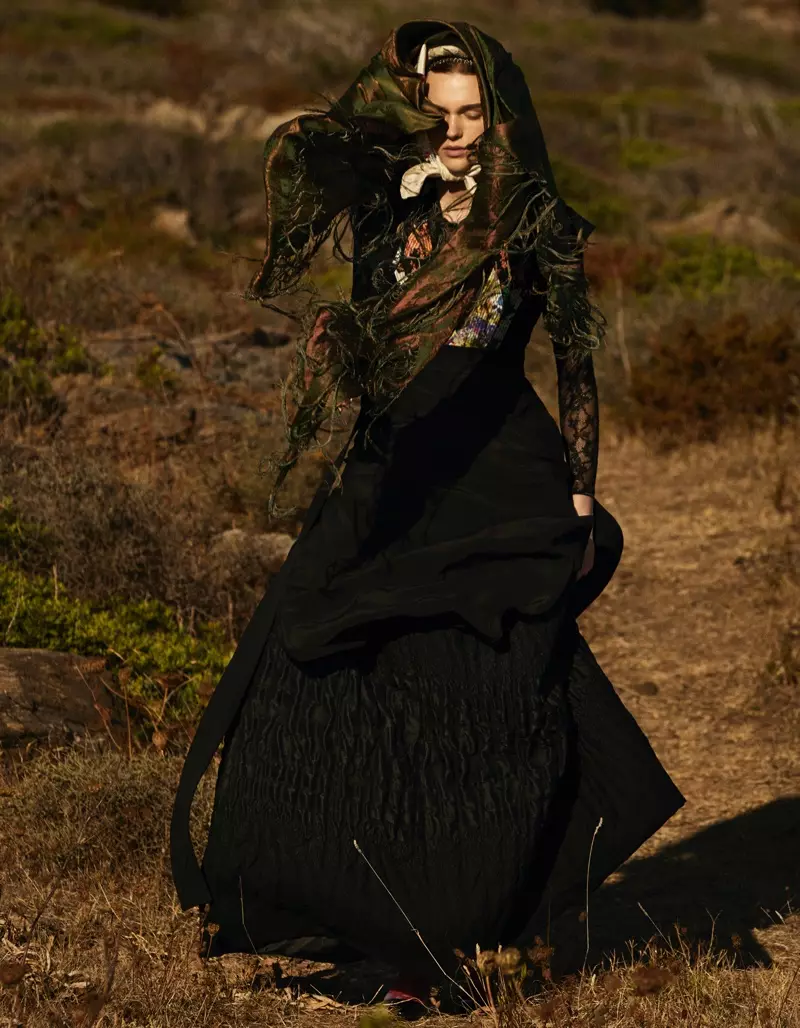 Natalie Ogg Vogue Arabia Alvaro Beamud Cortes Fashion Editorial