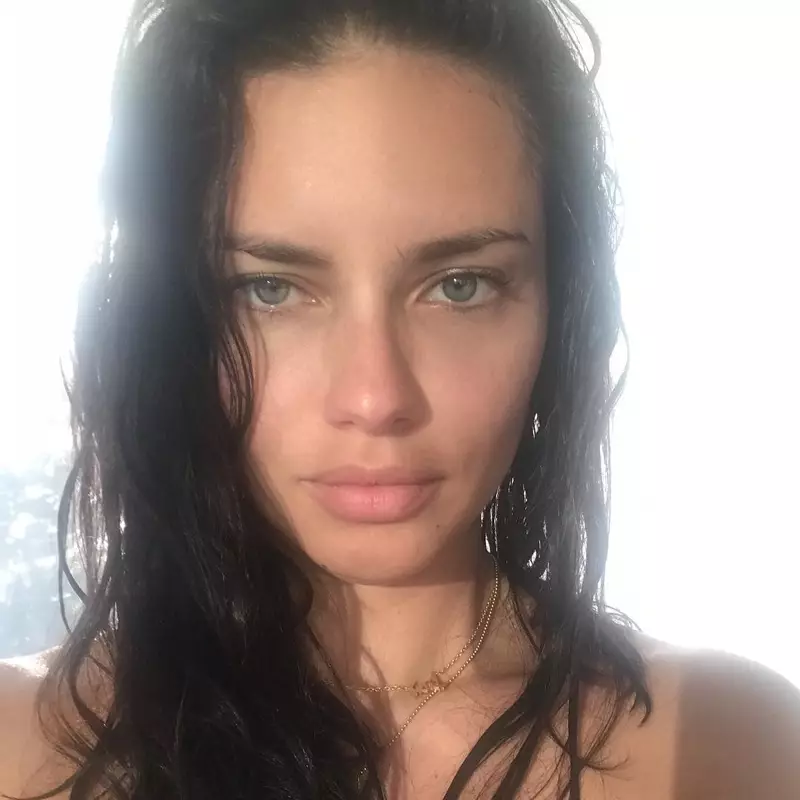 Adriana Lima. Ifoto: Instagram