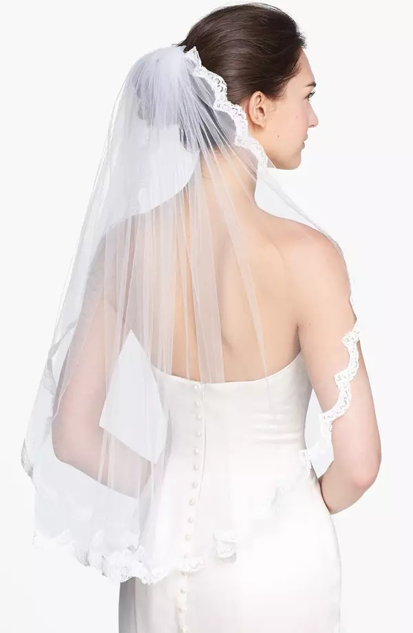 priodas-clychau-lace-ffin-veil