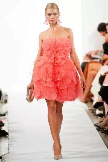 Oscar de la Renta Spring 2014 | New York Fashion Week