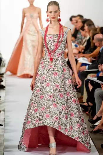 Oscar de la Renta jaro 2014 | New York Fashion Week