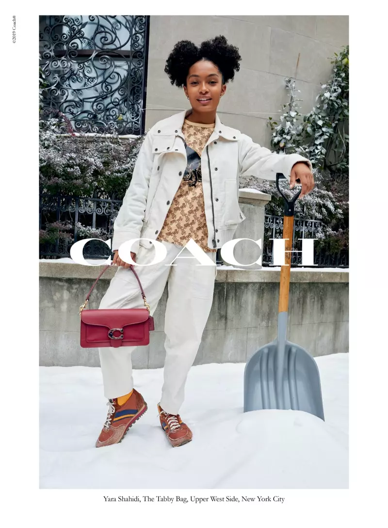 Yara Shahidi đóng vai chính trong chiến dịch Coach Wonder for All holiday 2019