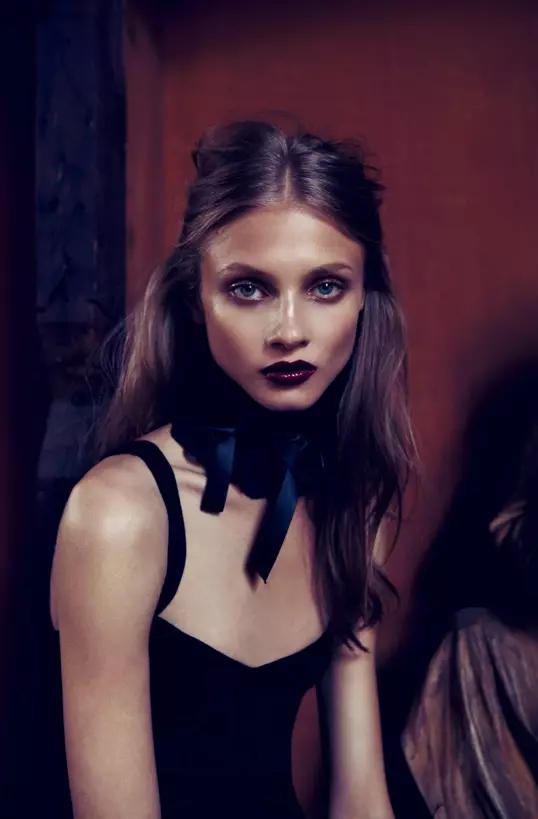 Anna Selezneva se vuelve gótica en For Love & Lemons Fall 2013 Ads